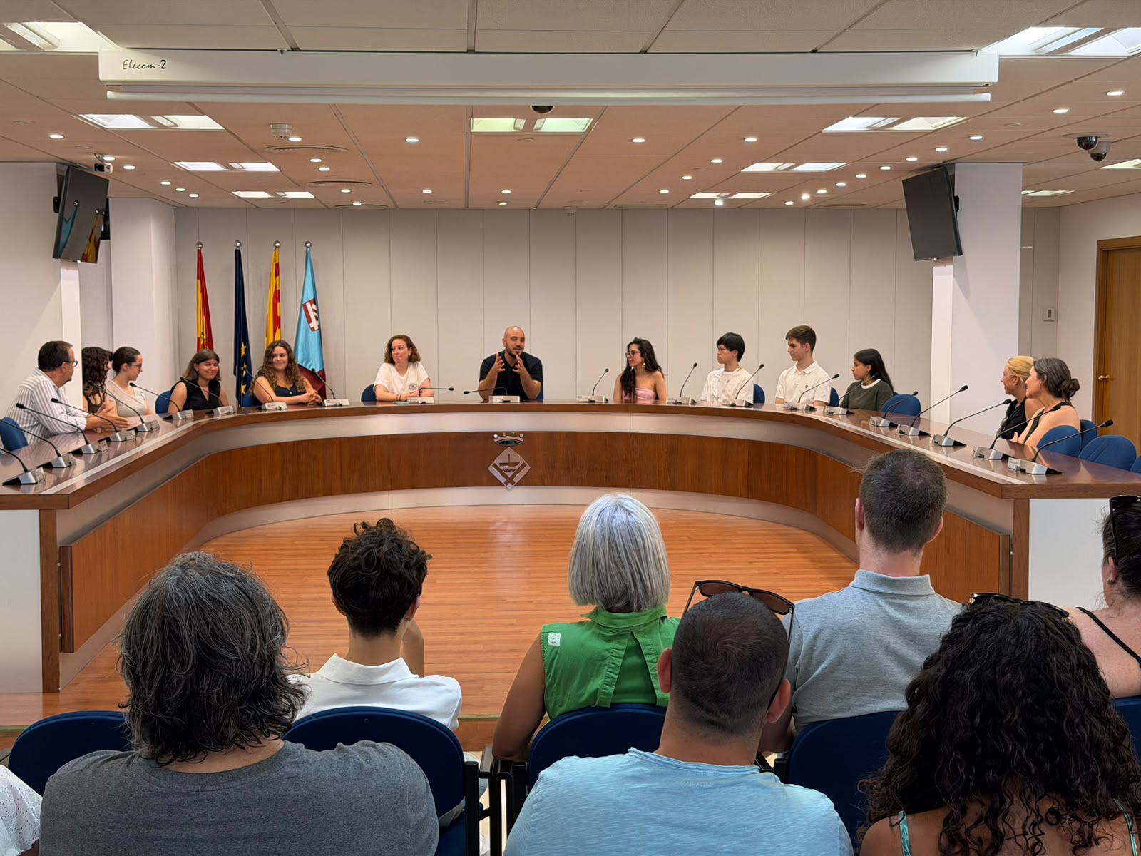Imatge de la notícia: L'Ajuntament reconeix l'alumnat amb millor nota a les PAU 2026 en un acte institucional